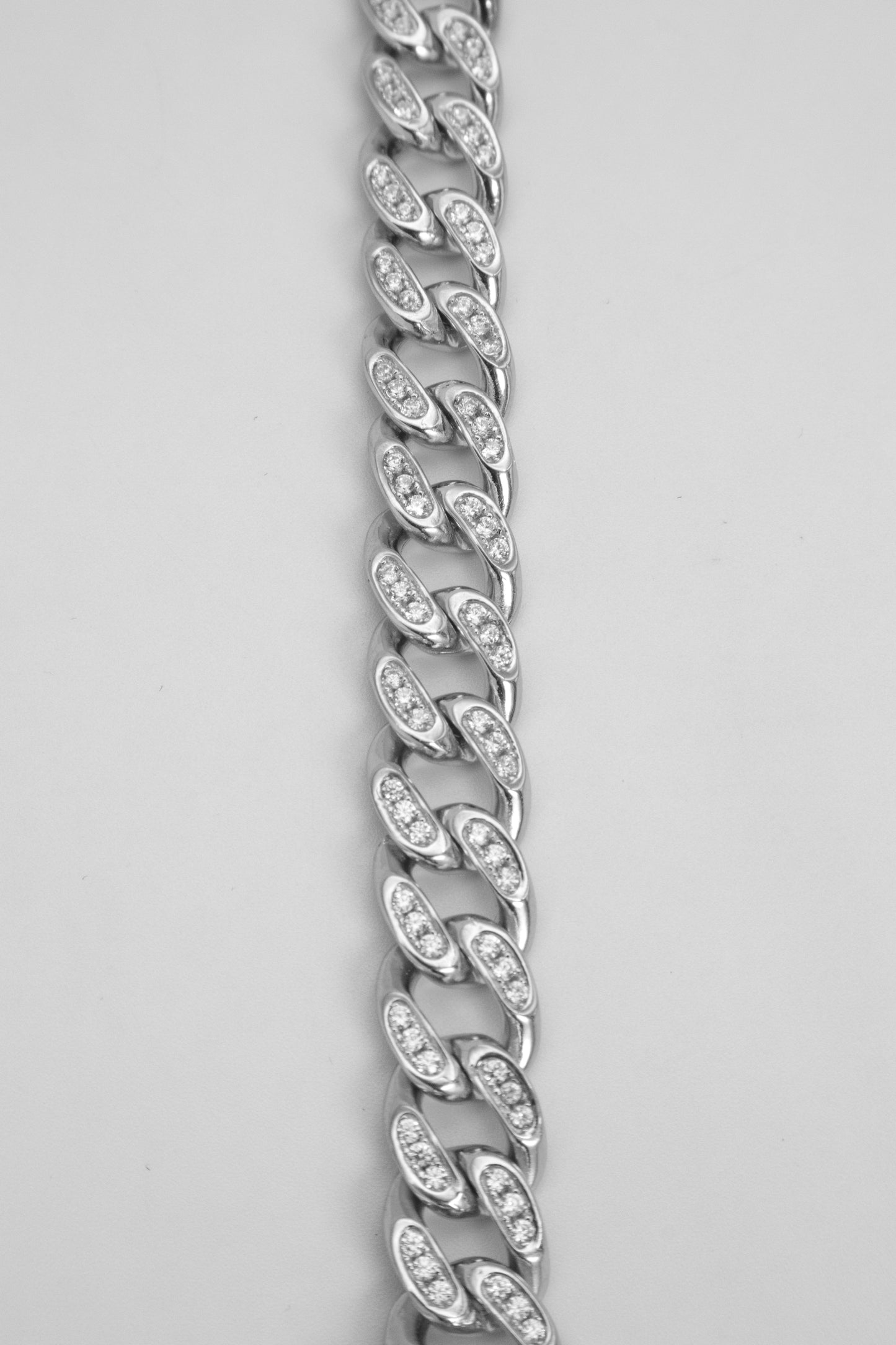 ICED CUBAN LINK BRACELET (8mm)