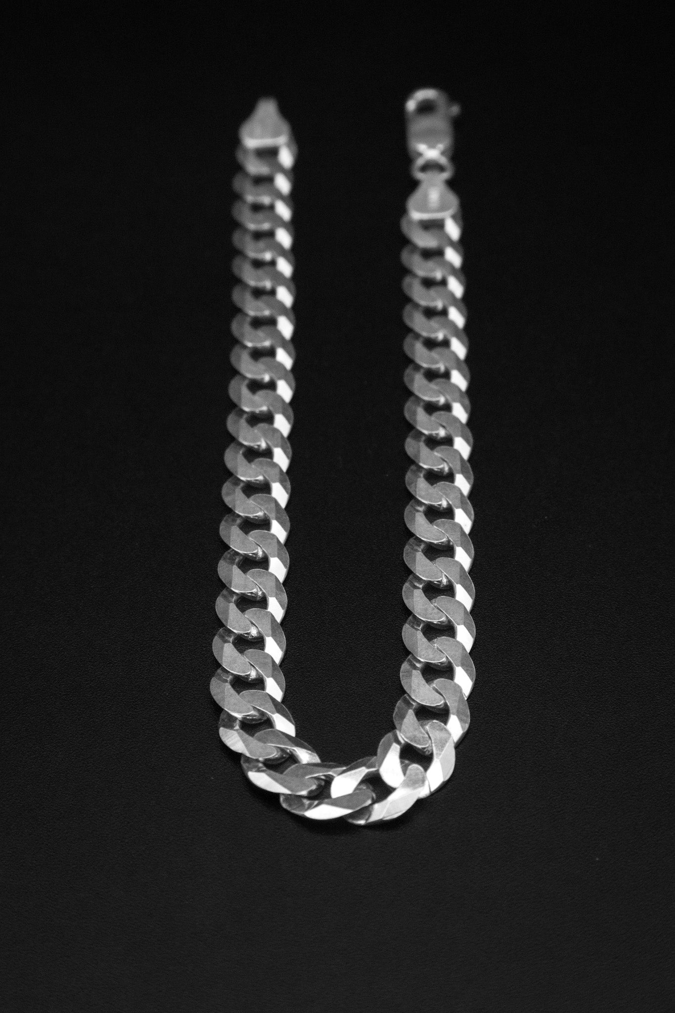 Curb Link Bracelet in 925 Sterling Silver, 9mm