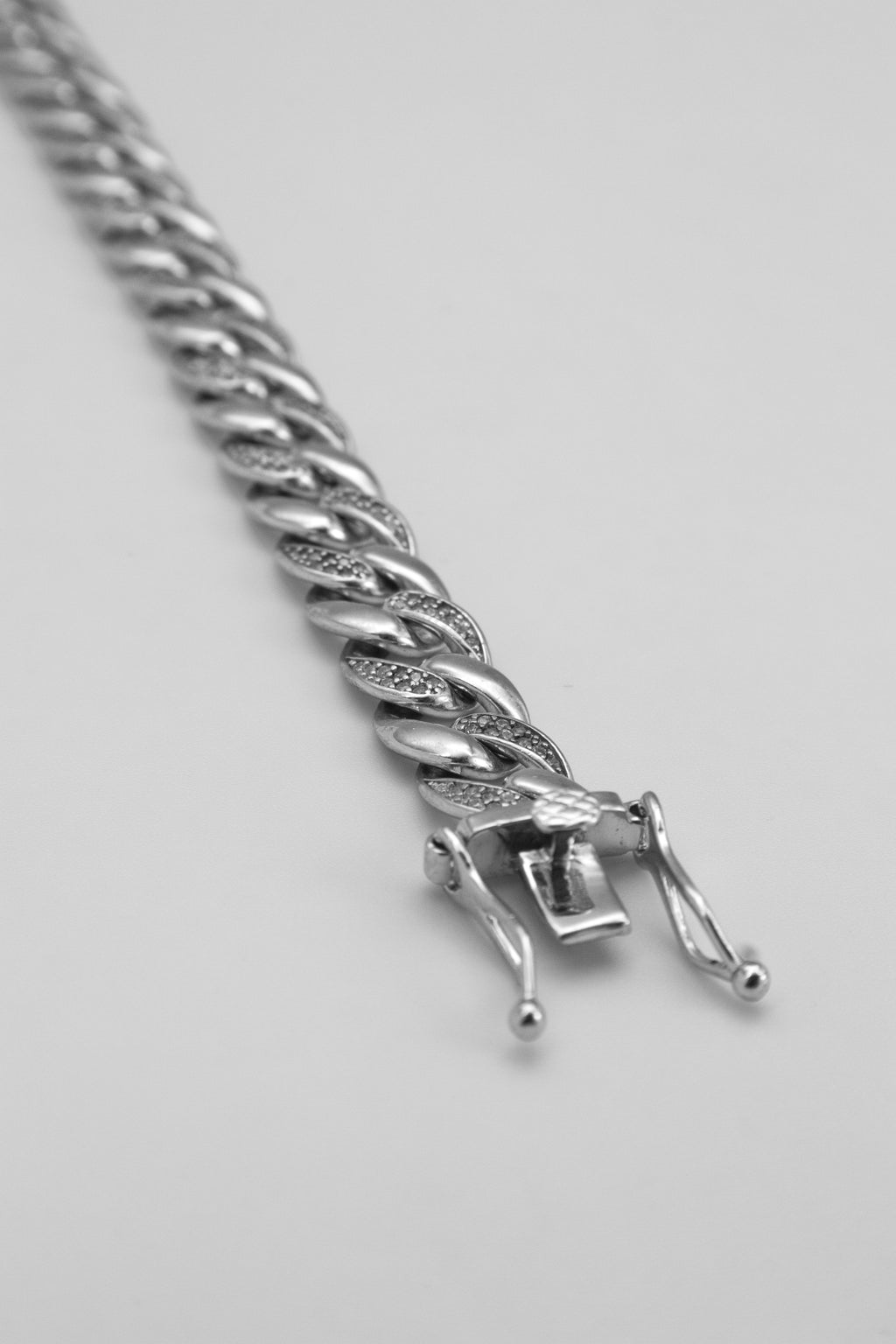 ICED MIAMI CUBAN LINK BRACELET (10mm)