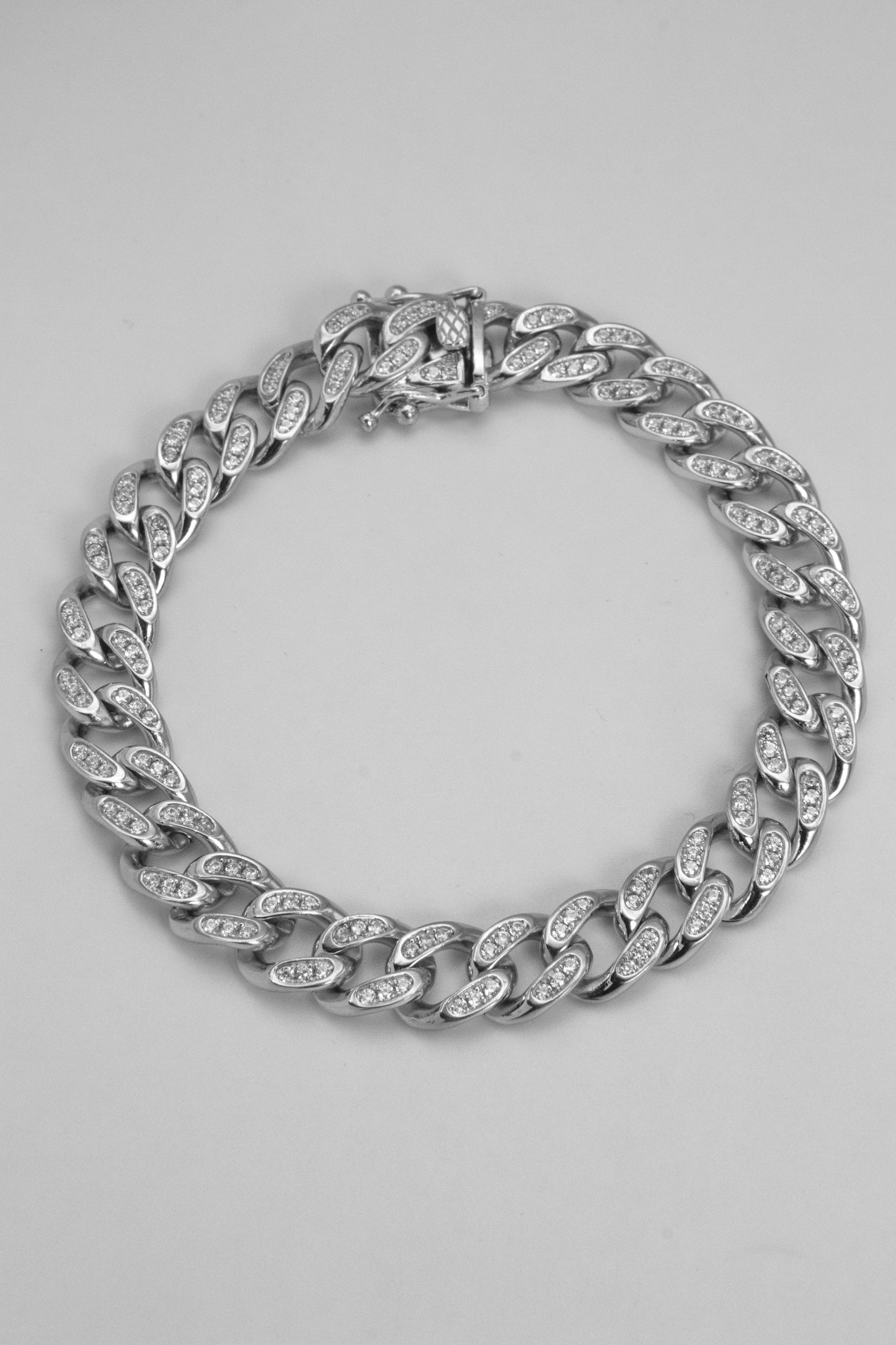 ICED CUBAN LINK BRACELET (8mm)
