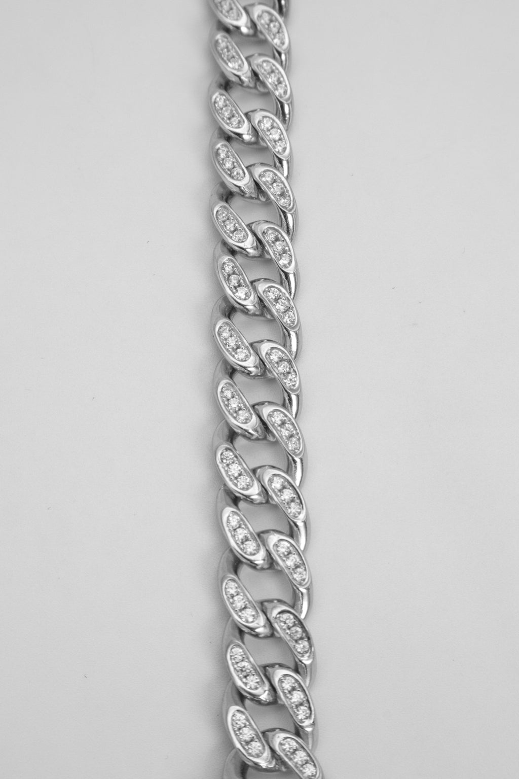 ICED CUBAN LINK BRACELET (8mm)