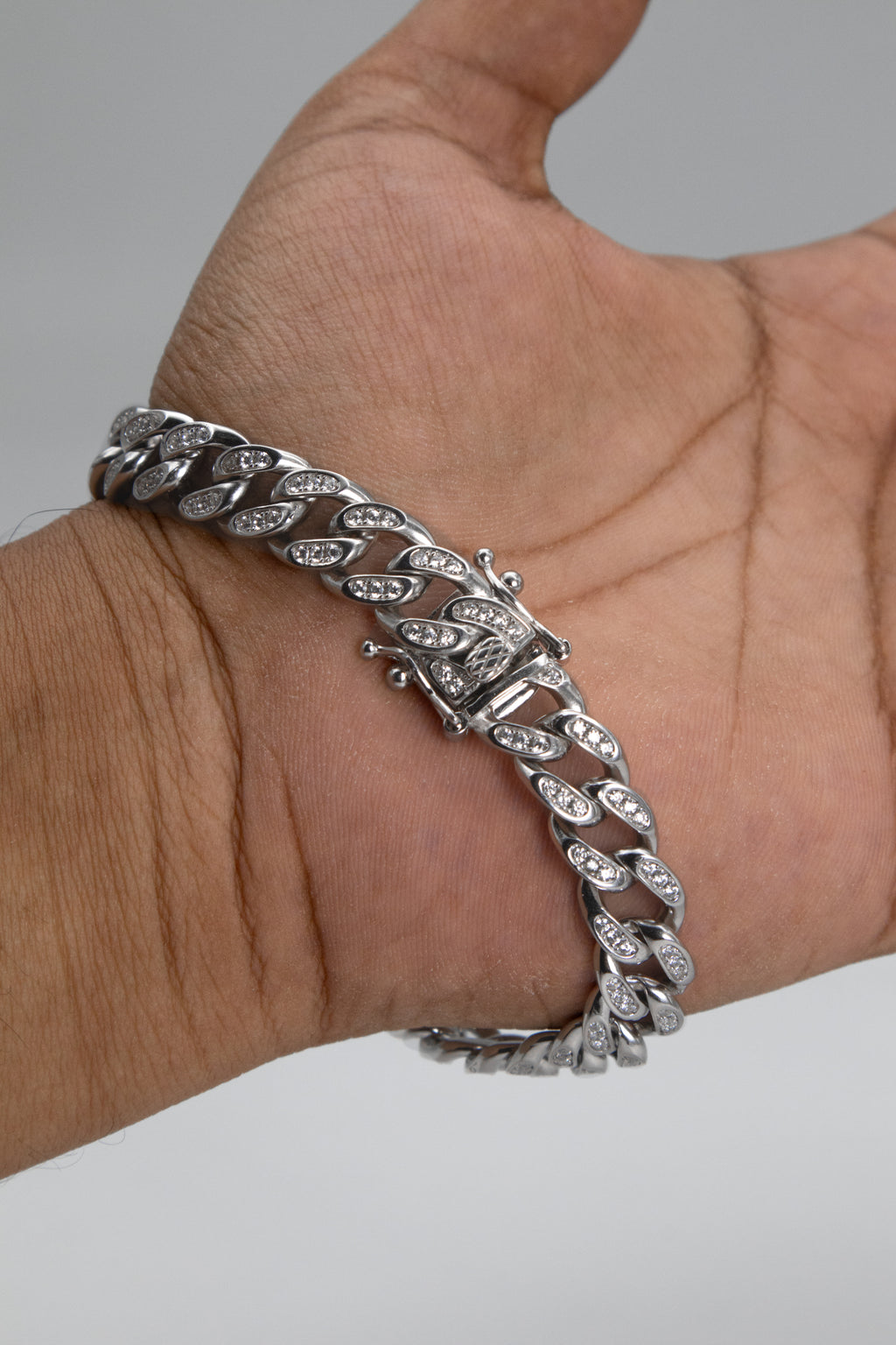 ICED CUBAN LINK BRACELET (8mm)