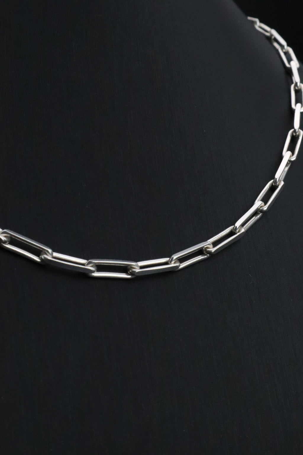 LOCK LINK NECKLACE (4mm)