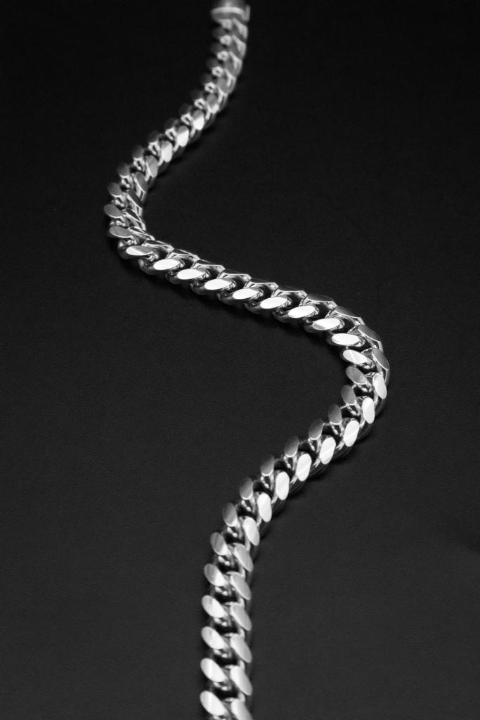 Miami Cuban Link Bracelet in 925 Sterling Silver, 7mm