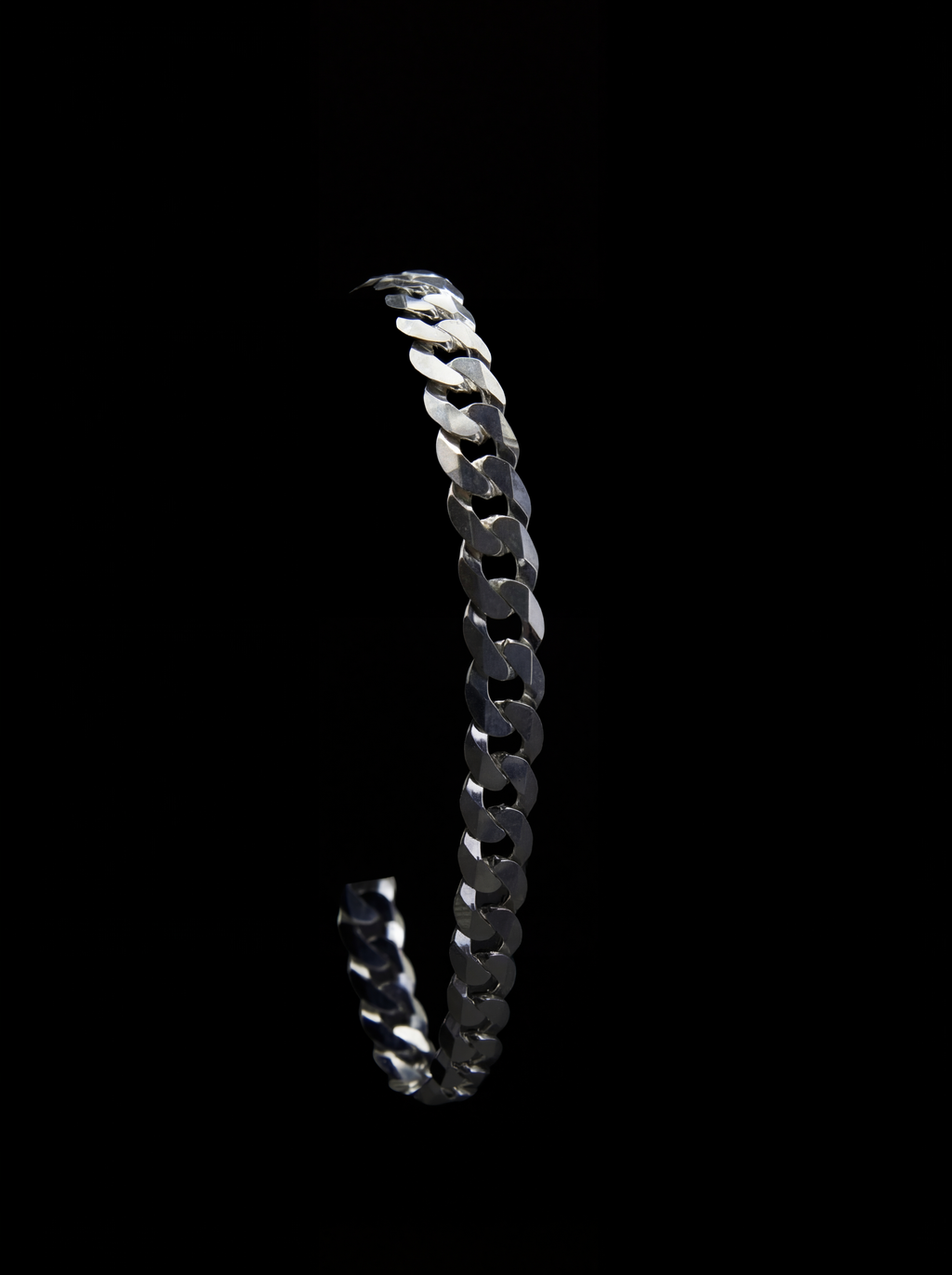 CURB LINK BRACELET (7mm)