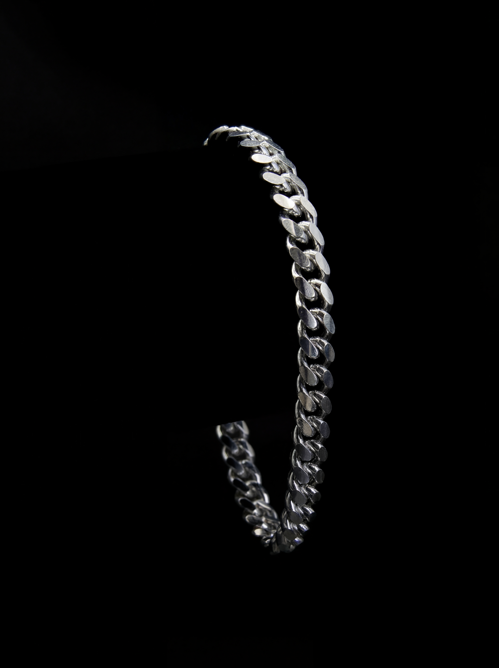 MIAMI CUBAN LINK BRACELET (7mm)